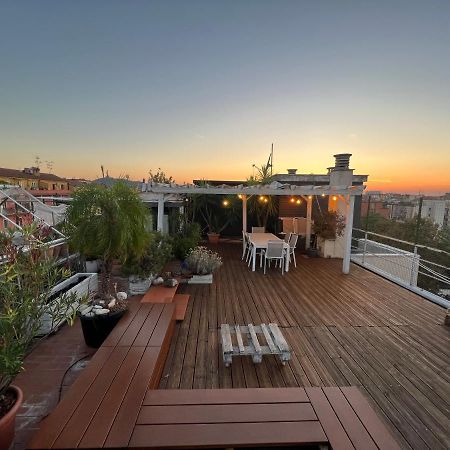 شقة Rooftop In Historical Center بولونيا المظهر الخارجي الصورة